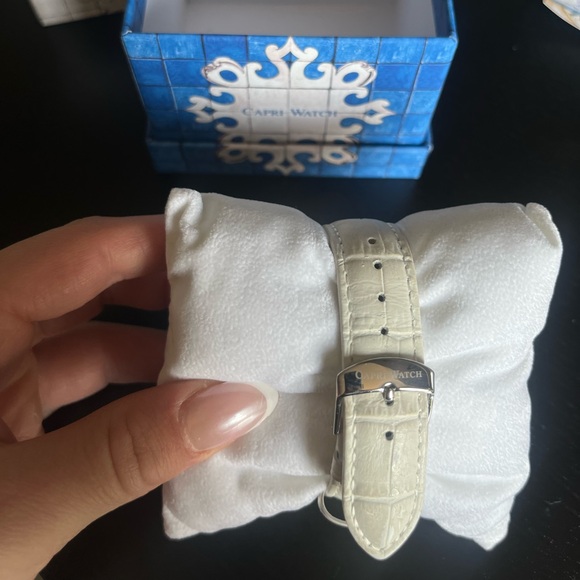 Capri Watch - Picture 3 of 6